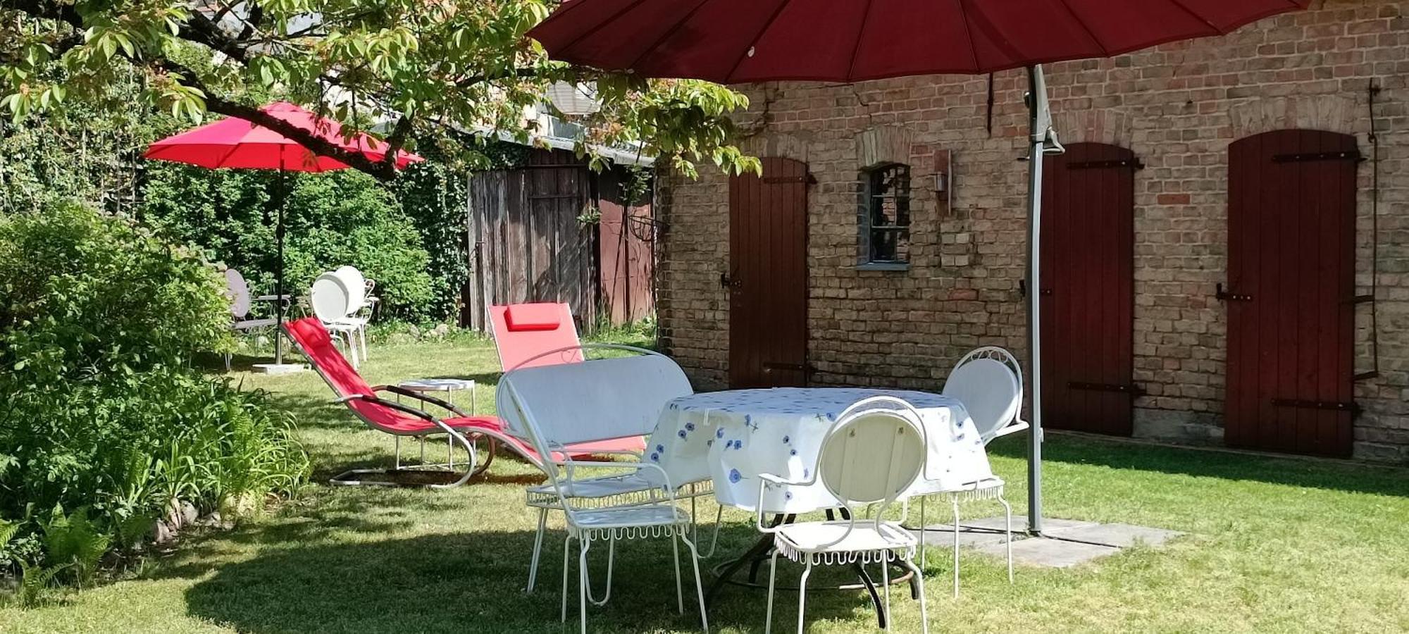 Schlossparkferienwohnungen Rheinsberg Mit Garten מראה חיצוני תמונה